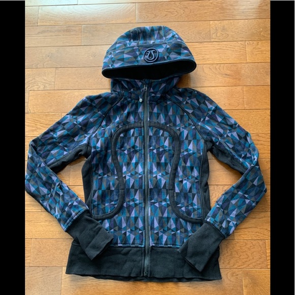💕LULULEMON SCUBA HOODIE/JACKET-STAINED GLASS-8💕 - Picture 5 of 13